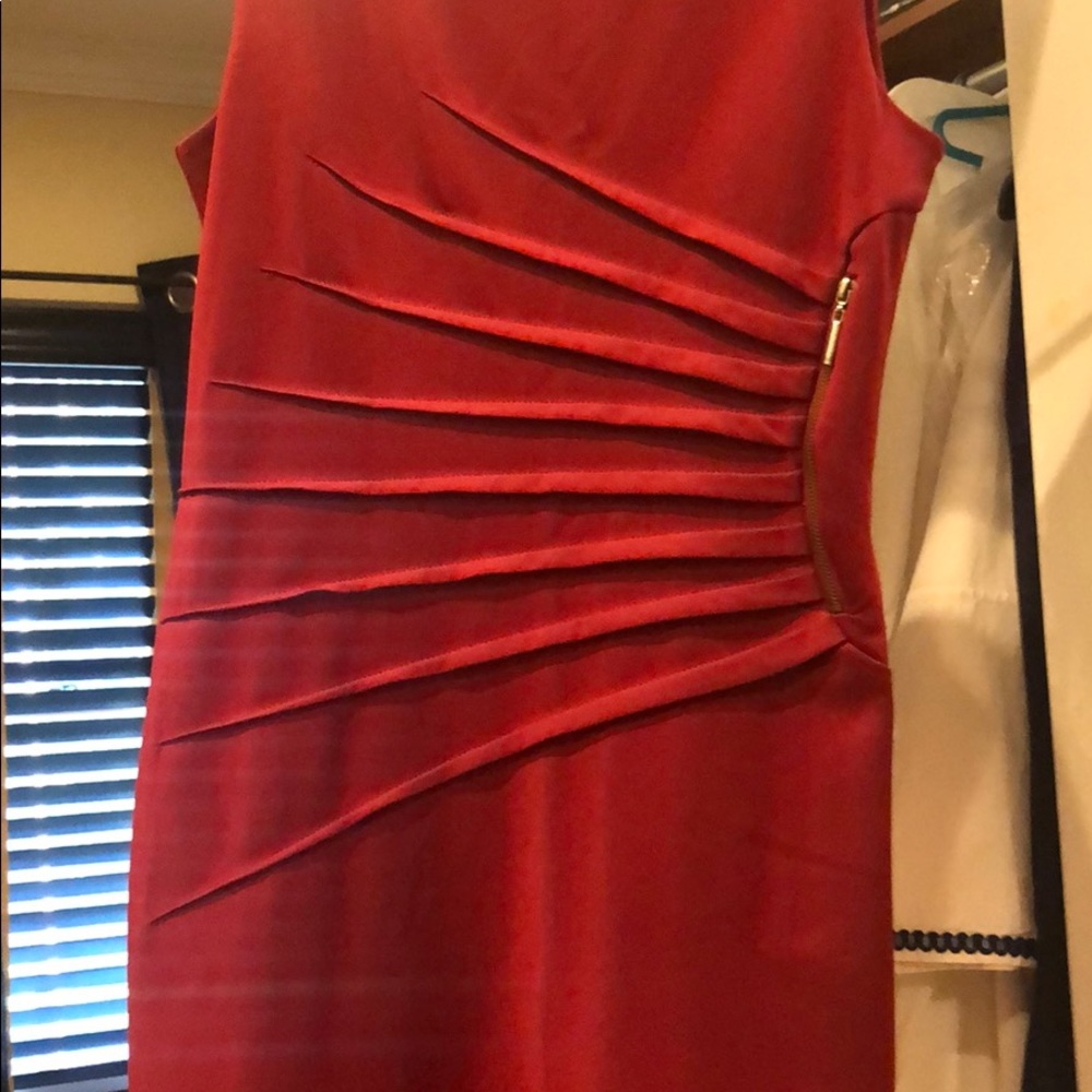 Dress - Picture 2 of 3